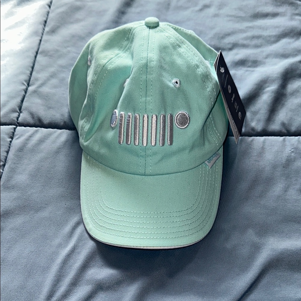 NWT Ladies Mint Green Jeep Grille Hat